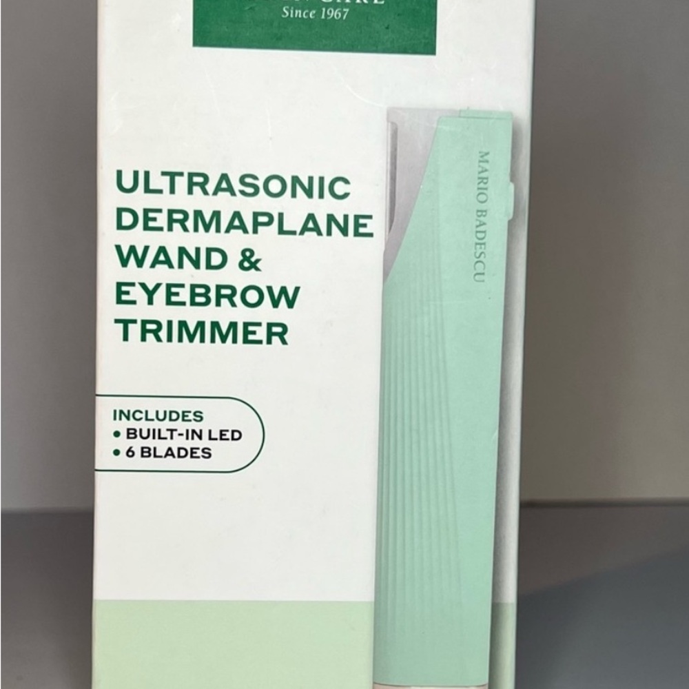Mario Badescu Ultrasonic Dermaplane Wand Brow Trimmer Peach Fuzz Exfoliation New
